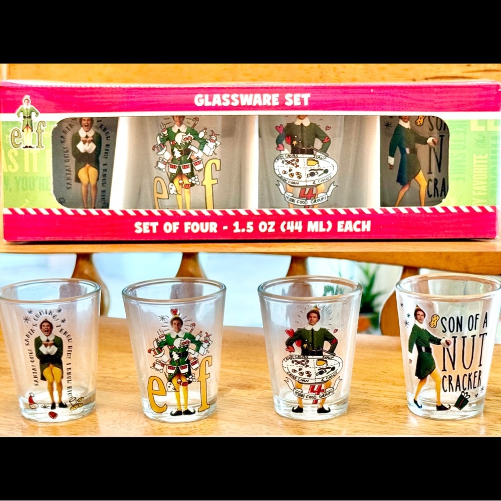 Buddy from ELF Movie Set of 4 1.5 ounce Shot Glasses Brand NEW!!